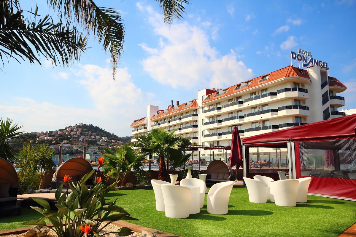 hotel don hotel front